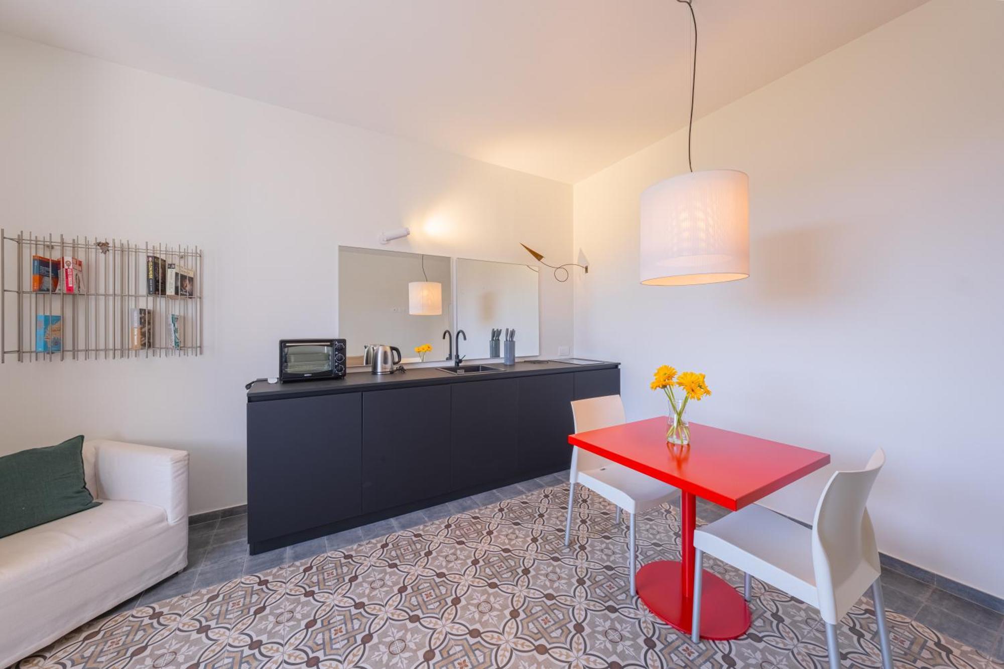 Pati Design Apartments - With Private Patio Or Terrace And Swimming Pool مونوبولي المظهر الخارجي الصورة