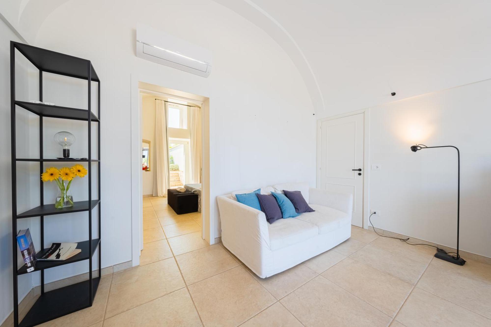Pati Design Apartments - With Private Patio Or Terrace And Swimming Pool مونوبولي المظهر الخارجي الصورة